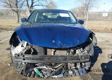 2019 Nissan Sentra Sr z USA, uszkodzony, nr VIN 3N1AB7AP8KY222087